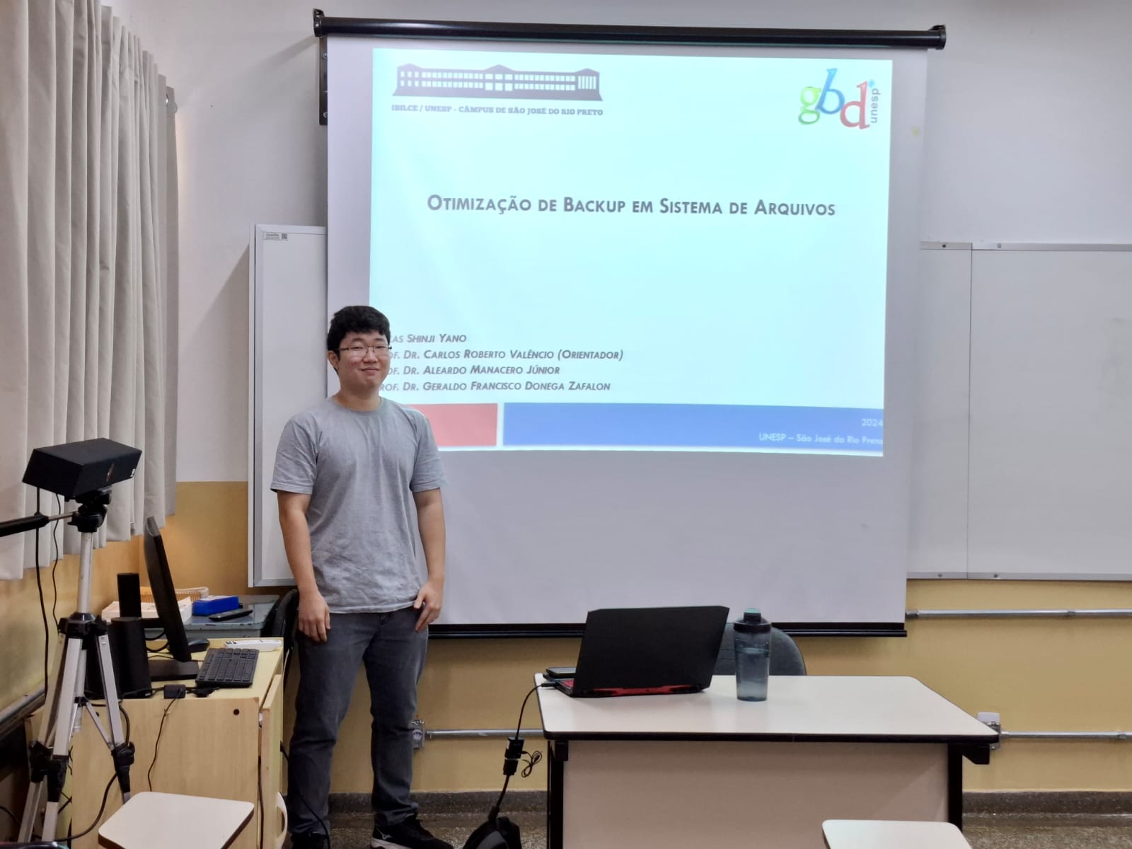 Foto 1 da notícia de título: Apresentação de Trabalho de Conclusão de Curso do aluno Lucas Shinji Yano, no portal do Grupo de Banco de Dados (GBD) - UNESP/IBILCE - São José do Rio Preto