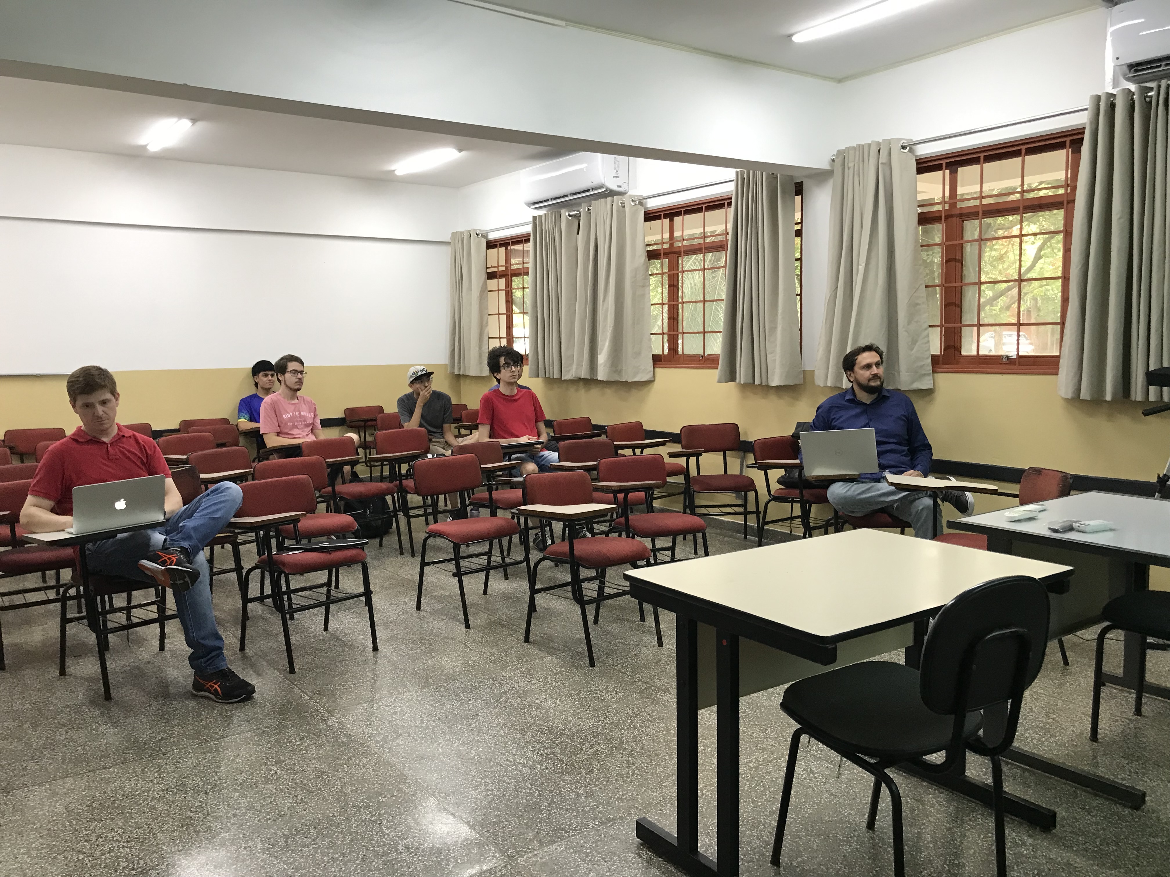 Foto 3 da notícia de título: Apresentação de Trabalho de Conclusão de Curso do aluno Gustavo Pereira Pazzini, no portal do Grupo de Banco de Dados (GBD) - UNESP/IBILCE - São José do Rio Preto