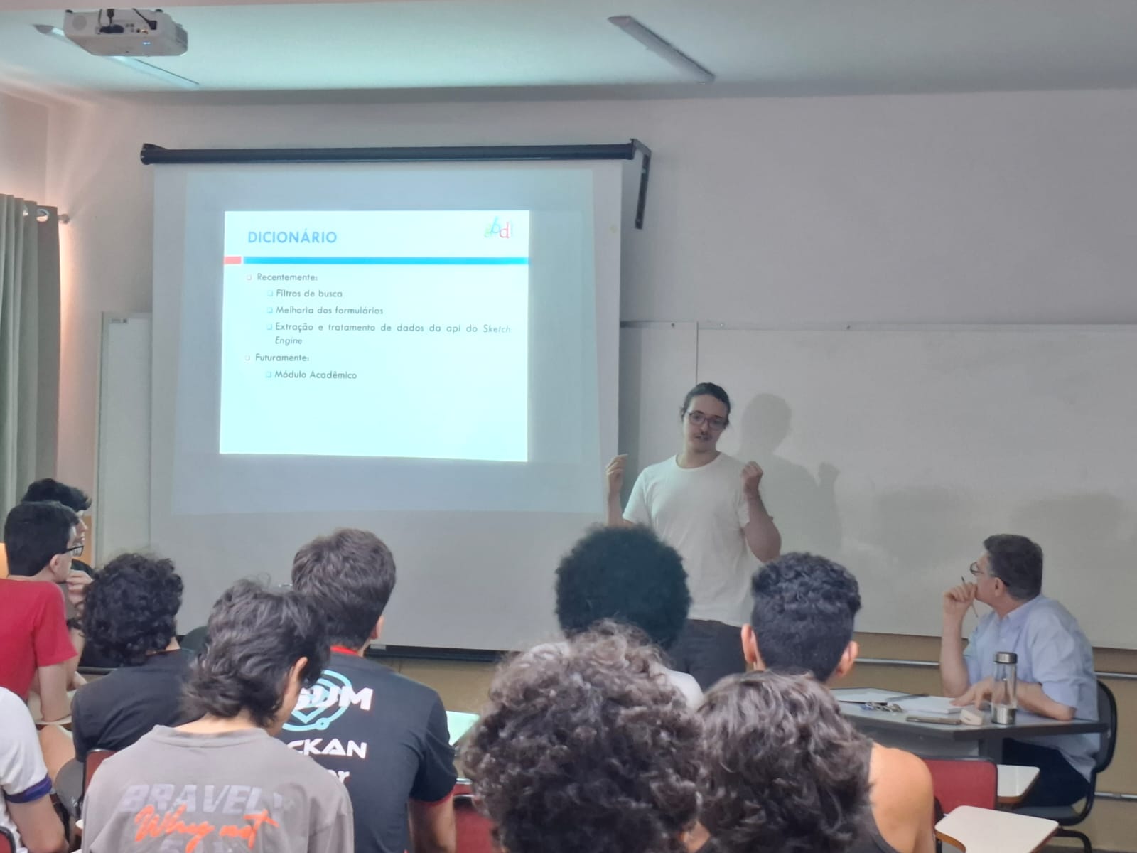 Foto 6 da notícia de título: Reunião com Prof. Dr. Carlos Roberto Valencio, no portal do Grupo de Banco de Dados (GBD) - UNESP/IBILCE - São José do Rio Preto