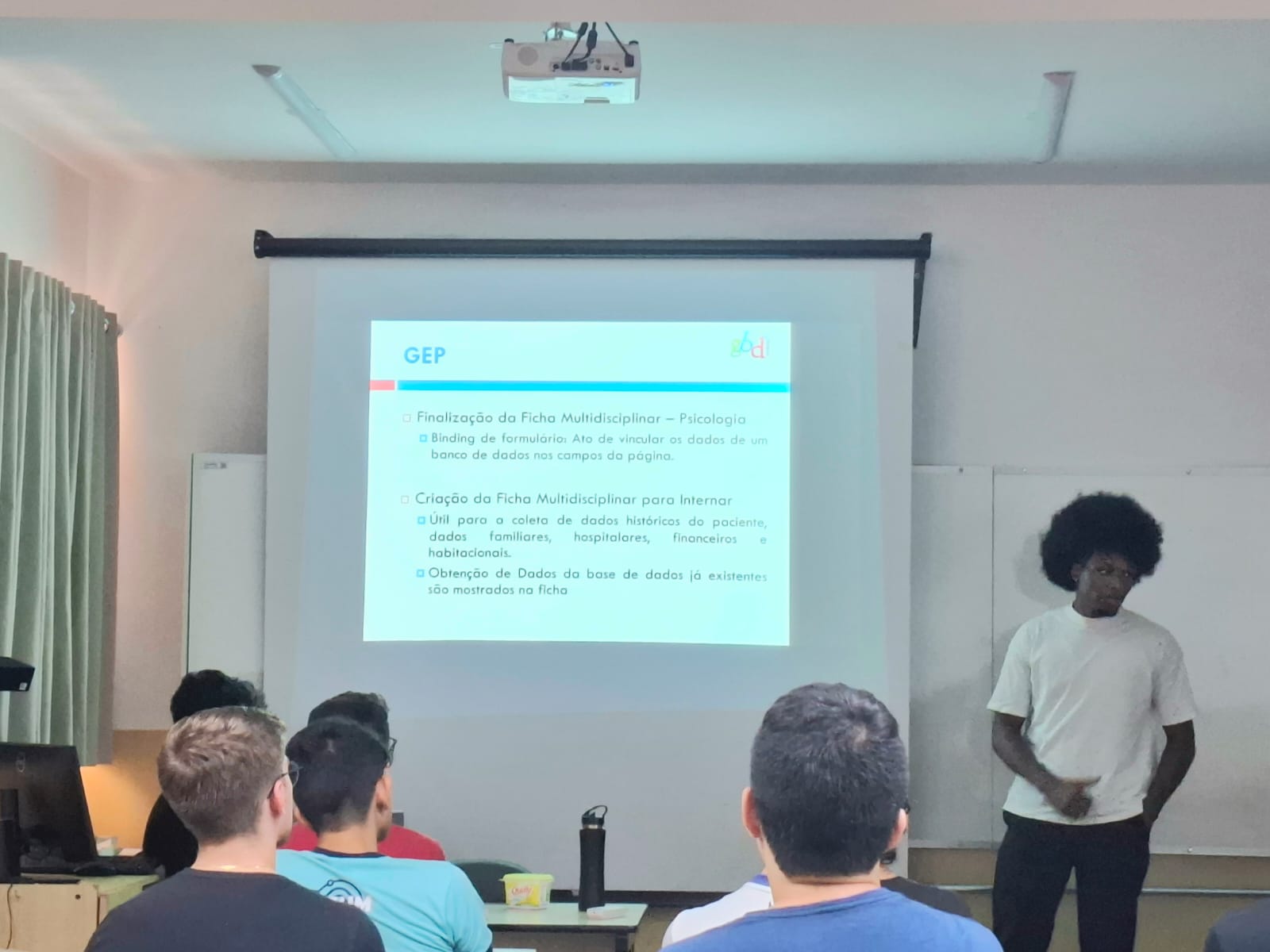 Foto 7 da notícia de título: Reunião com Prof. Dr. Carlos Roberto Valencio, no portal do Grupo de Banco de Dados (GBD) - UNESP/IBILCE - São José do Rio Preto